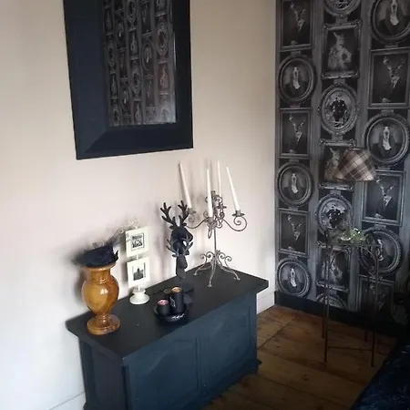 Au Petit Bonheur *